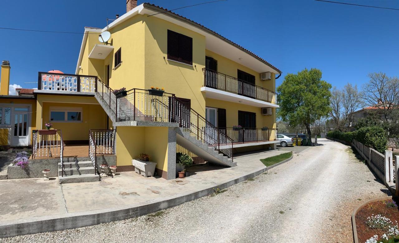 Apartment Amalia Labin  Esterno foto